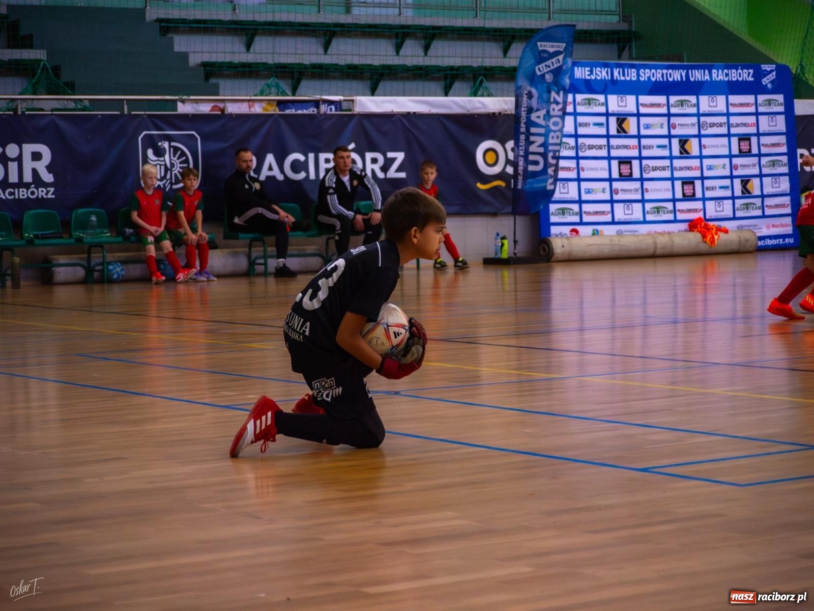 Zdjęcie w galerii na portalu naszraciborz.pl: Turniejowe zmagania w hali przy Łąkowej. Unia Turza Śląska najlepsza  [FOTO] wiadomości z regionu