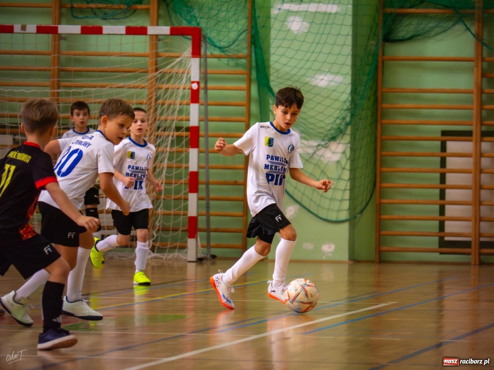 Zdjęcie w galerii na portalu naszraciborz.pl: Turniejowe zmagania w hali przy Łąkowej. Unia Turza Śląska najlepsza  [FOTO] wiadomości z regionu