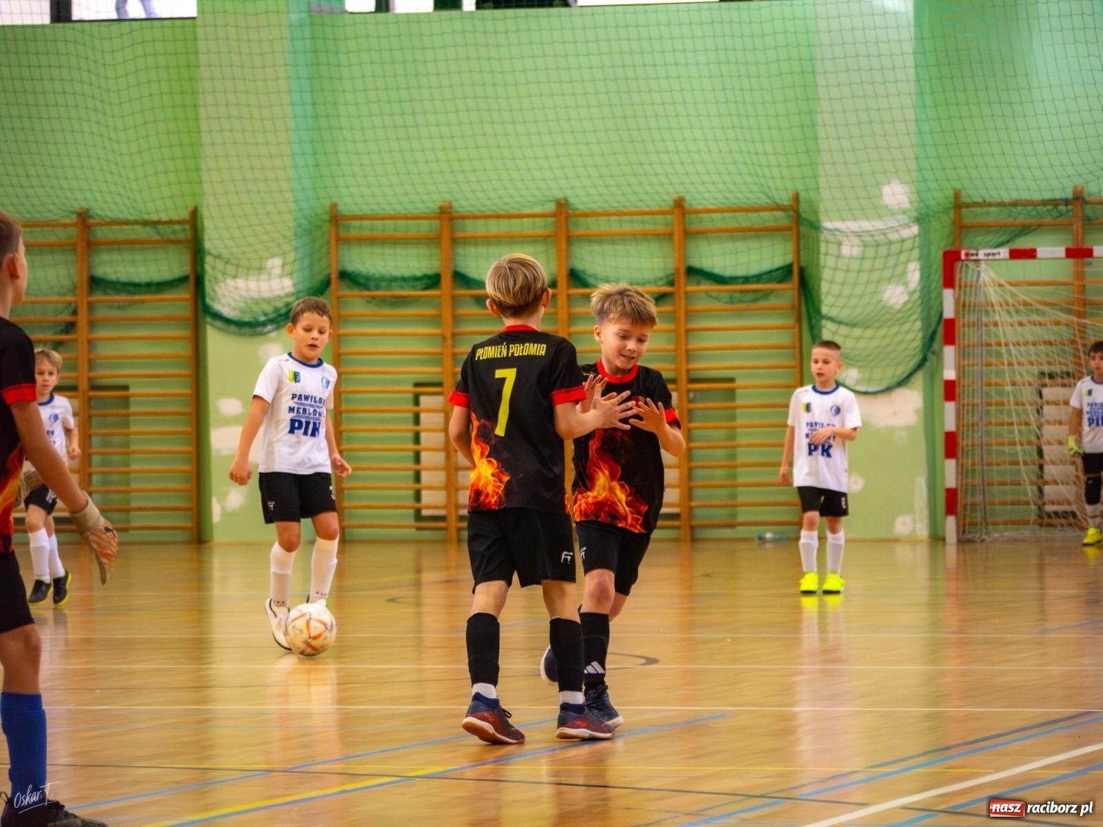 Zdjęcie w galerii na portalu naszraciborz.pl: Turniejowe zmagania w hali przy Łąkowej. Unia Turza Śląska najlepsza  [FOTO] wiadomości z regionu
