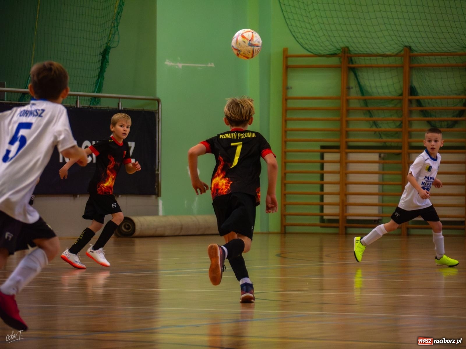 Zdjęcie w galerii na portalu naszraciborz.pl: Turniejowe zmagania w hali przy Łąkowej. Unia Turza Śląska najlepsza  [FOTO] wiadomości z regionu
