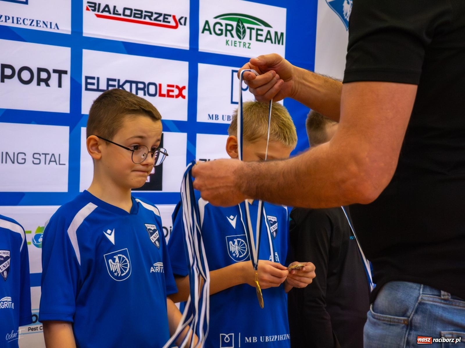 Zdjęcie w galerii na portalu naszraciborz.pl: Turniejowe zmagania w hali przy Łąkowej. Unia Turza Śląska najlepsza  [FOTO] wiadomości z regionu
