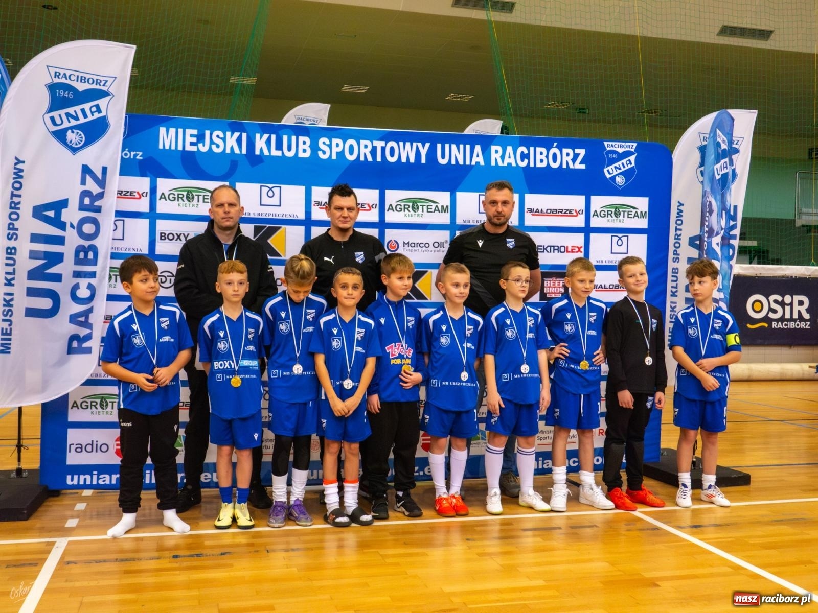 Zdjęcie w galerii na portalu naszraciborz.pl: Turniejowe zmagania w hali przy Łąkowej. Unia Turza Śląska najlepsza  [FOTO] wiadomości z regionu