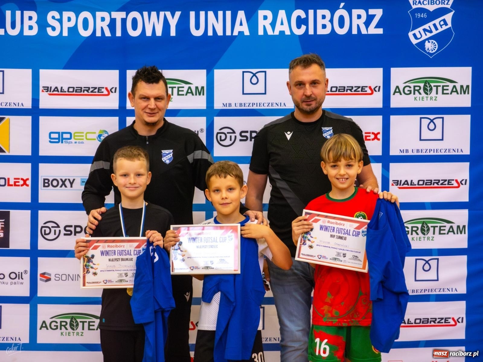 Zdjęcie w galerii na portalu naszraciborz.pl: Turniejowe zmagania w hali przy Łąkowej. Unia Turza Śląska najlepsza  [FOTO] wiadomości z regionu