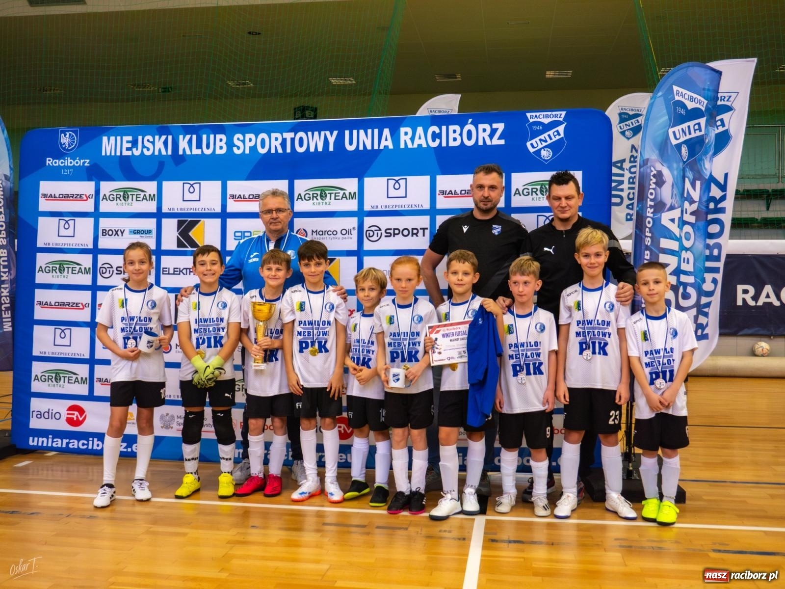 Zdjęcie w galerii na portalu naszraciborz.pl: Turniejowe zmagania w hali przy Łąkowej. Unia Turza Śląska najlepsza  [FOTO] wiadomości z regionu