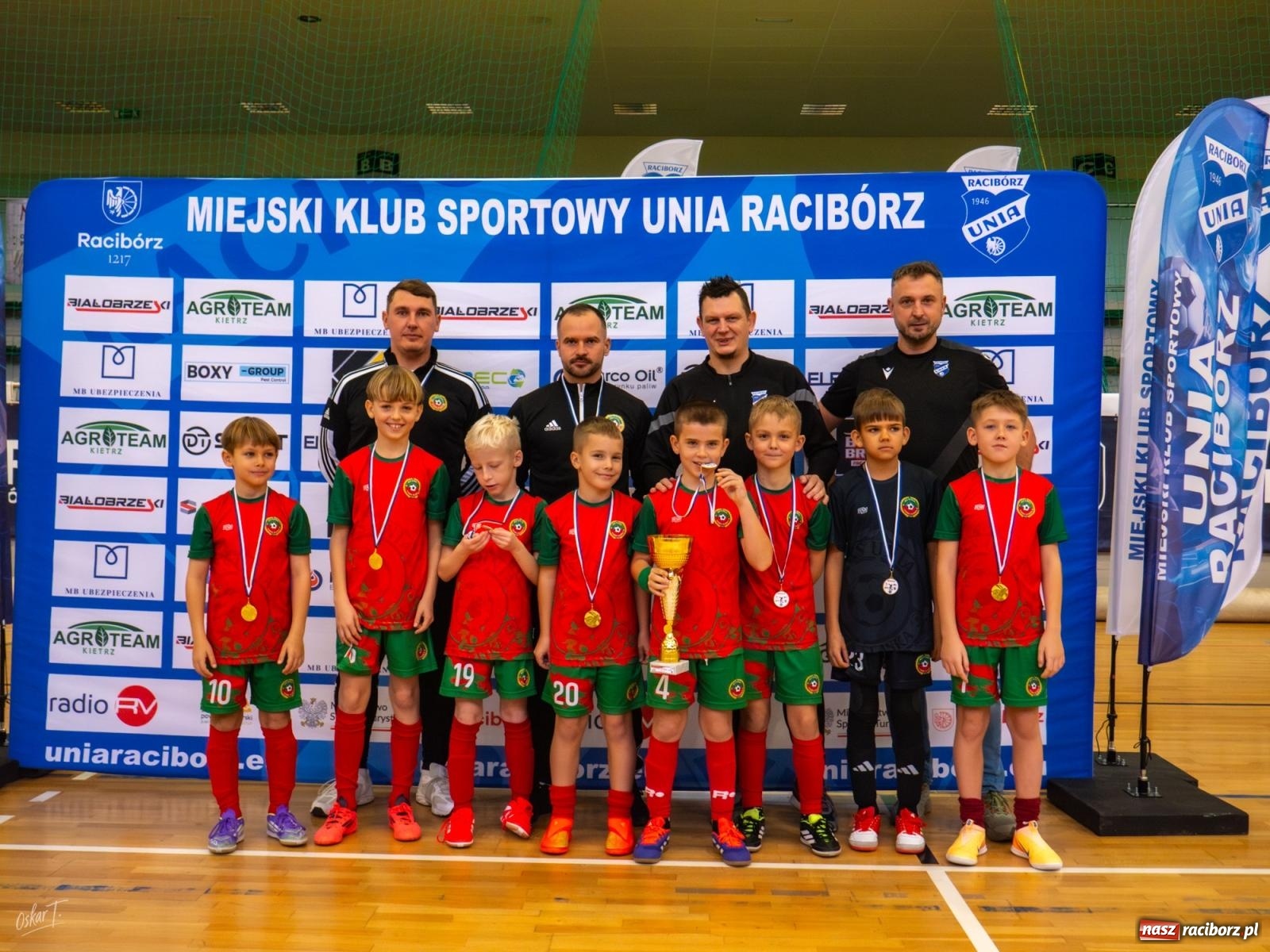 Zdjęcie w galerii na portalu naszraciborz.pl: Turniejowe zmagania w hali przy Łąkowej. Unia Turza Śląska najlepsza  [FOTO] wiadomości z regionu