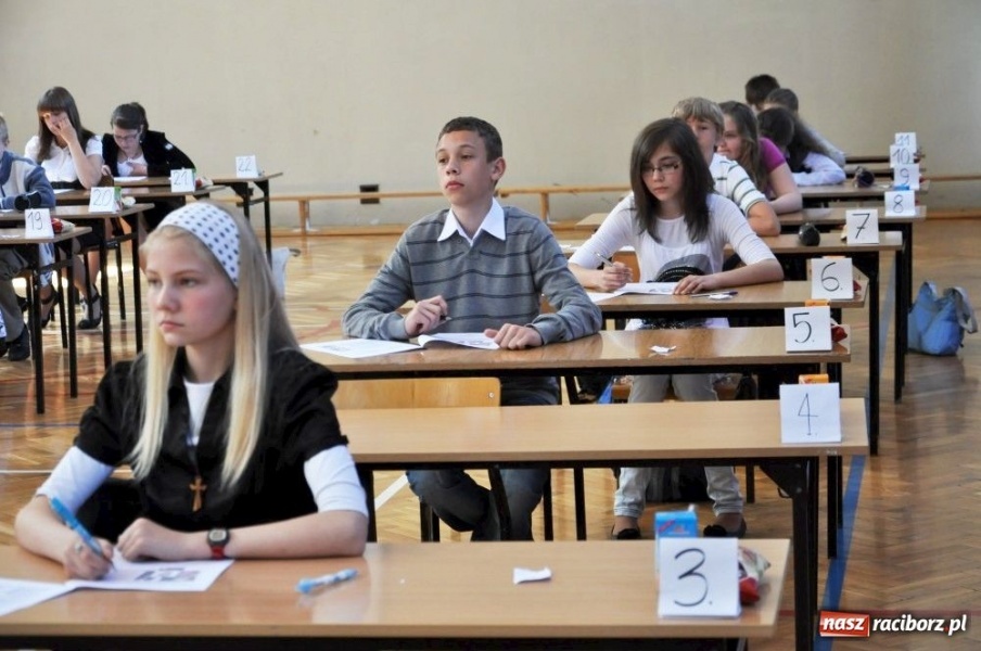 Zdjęcie w galerii na portalu naszraciborz.pl: Główna nagroda to obóz językowy wiadomości z regionu