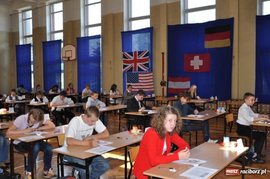 Zdjęcie w galerii na portalu naszraciborz.pl: Główna nagroda to obóz językowy wiadomości z regionu