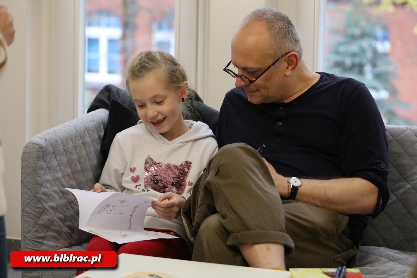 Zdjęcie w galerii na portalu naszraciborz.pl: Kreatywna sobota w Klubie Ojca z Danielem de Latour wiadomości z regionu