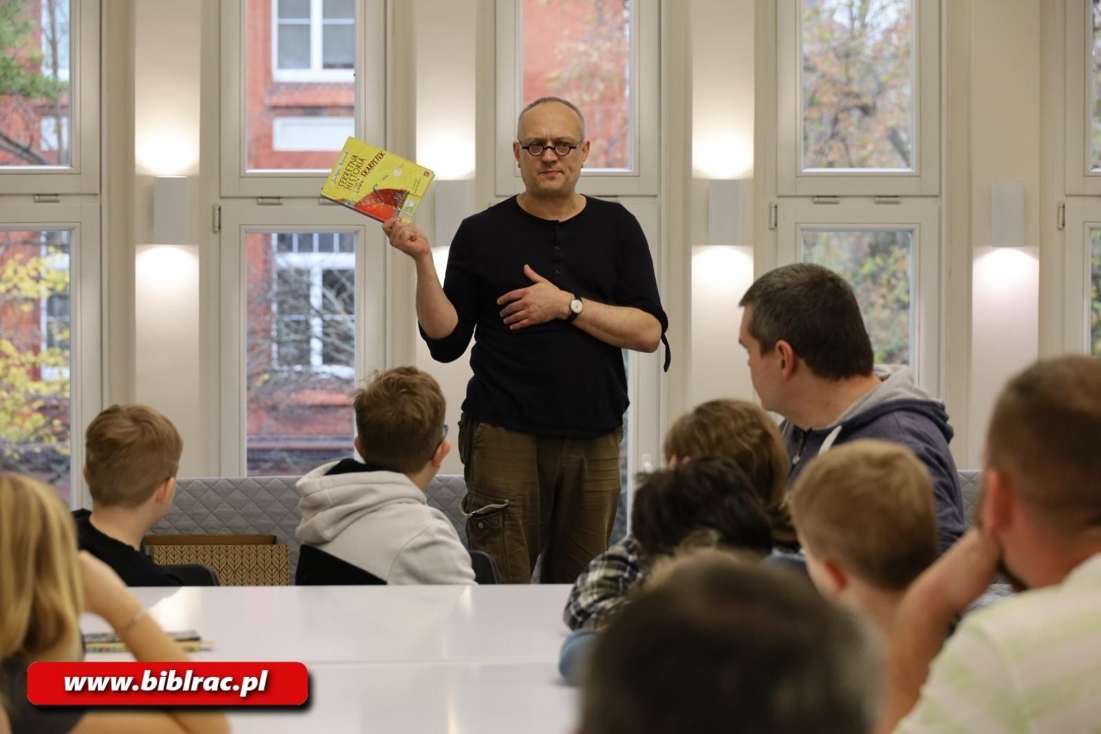 Zdjęcie w galerii na portalu naszraciborz.pl: Kreatywna sobota w Klubie Ojca z Danielem de Latour wiadomości z regionu