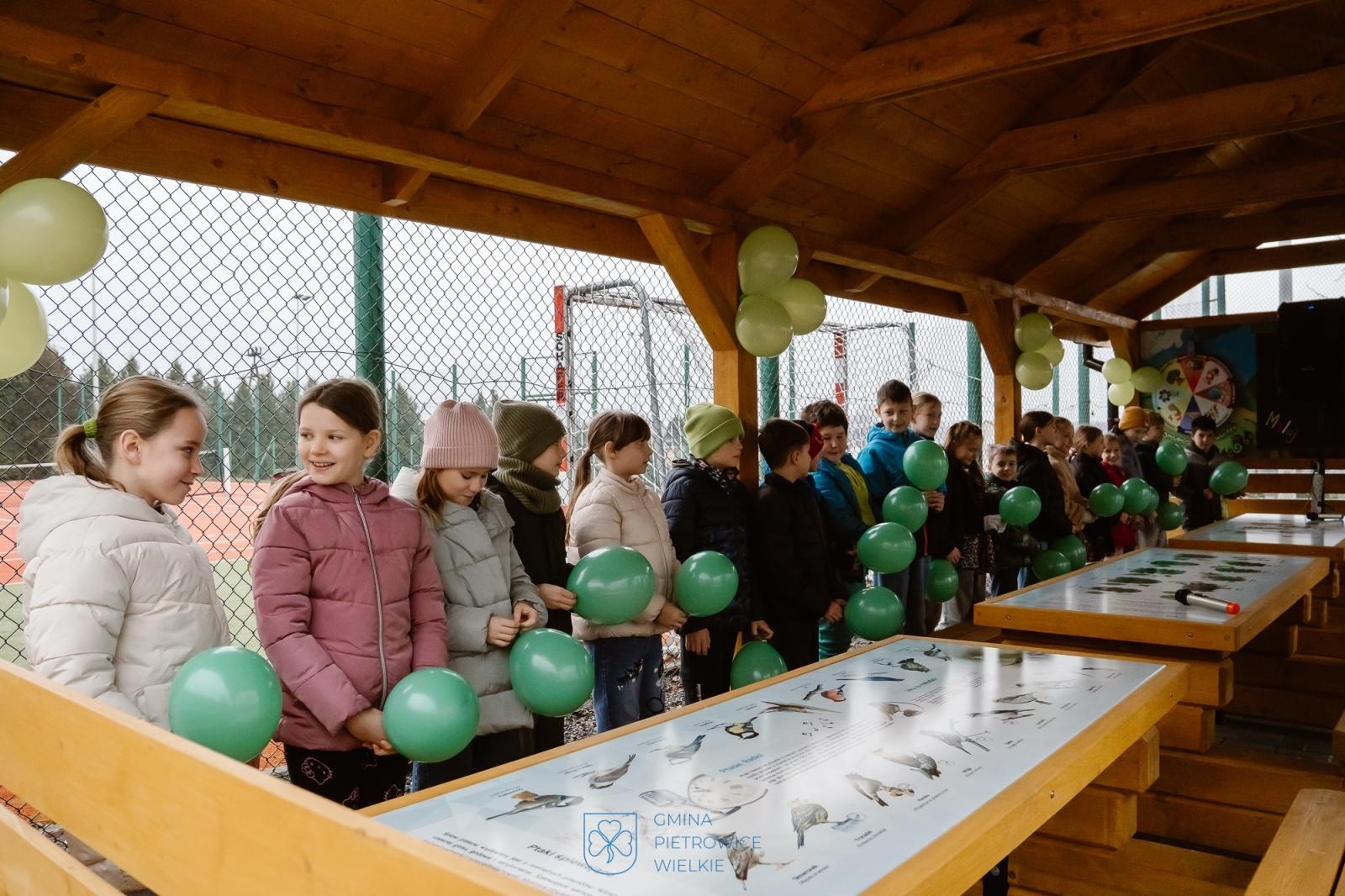 Zdjęcie w galerii na portalu naszraciborz.pl: Nowa ekopracownia pod chmurką w powiecie – Pietrowice Wielkie otwierają nowoczesną przestrzeń edukacyjną wiadomości z regionu