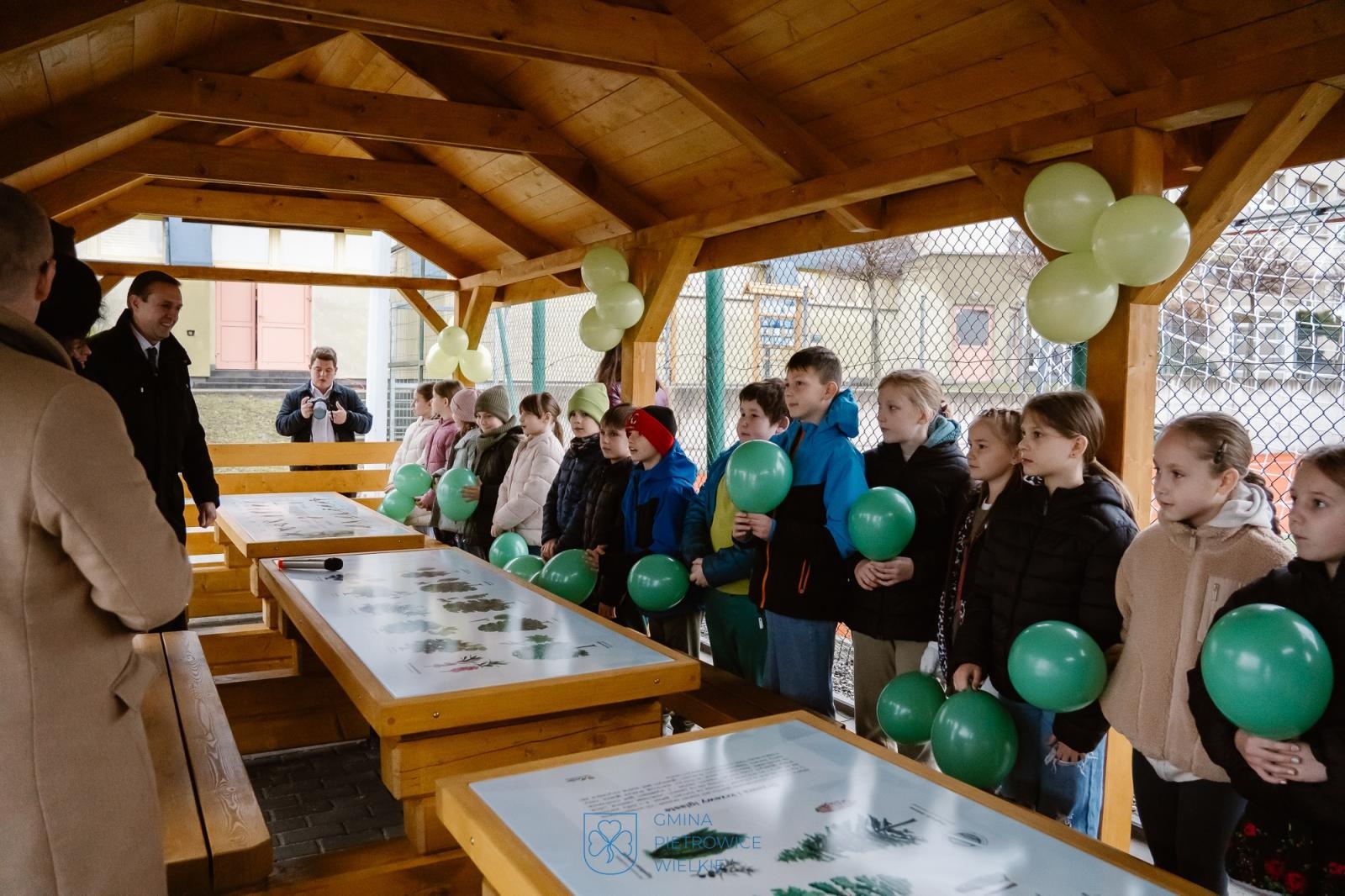 Zdjęcie w galerii na portalu naszraciborz.pl: Nowa ekopracownia pod chmurką w powiecie – Pietrowice Wielkie otwierają nowoczesną przestrzeń edukacyjną wiadomości z regionu