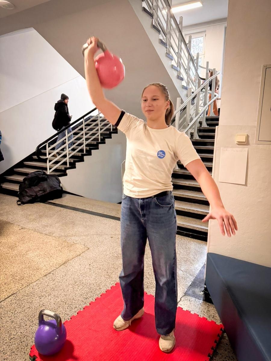 Zdjęcie w galerii na portalu naszraciborz.pl: Międzynarodowy Dzień Studenta w raciborskiej ANS. Święto pełne energii, integracji i słodkich atrakcji wiadomości z regionu