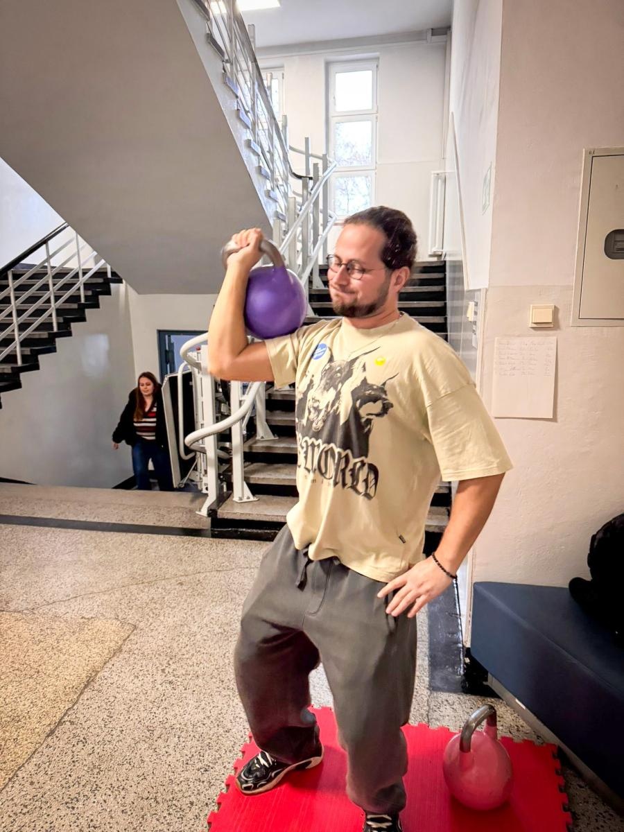 Zdjęcie w galerii na portalu naszraciborz.pl: Międzynarodowy Dzień Studenta w raciborskiej ANS. Święto pełne energii, integracji i słodkich atrakcji wiadomości z regionu