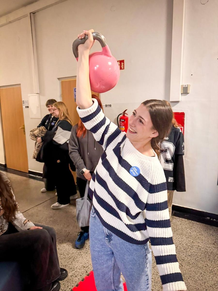 Zdjęcie w galerii na portalu naszraciborz.pl: Międzynarodowy Dzień Studenta w raciborskiej ANS. Święto pełne energii, integracji i słodkich atrakcji wiadomości z regionu