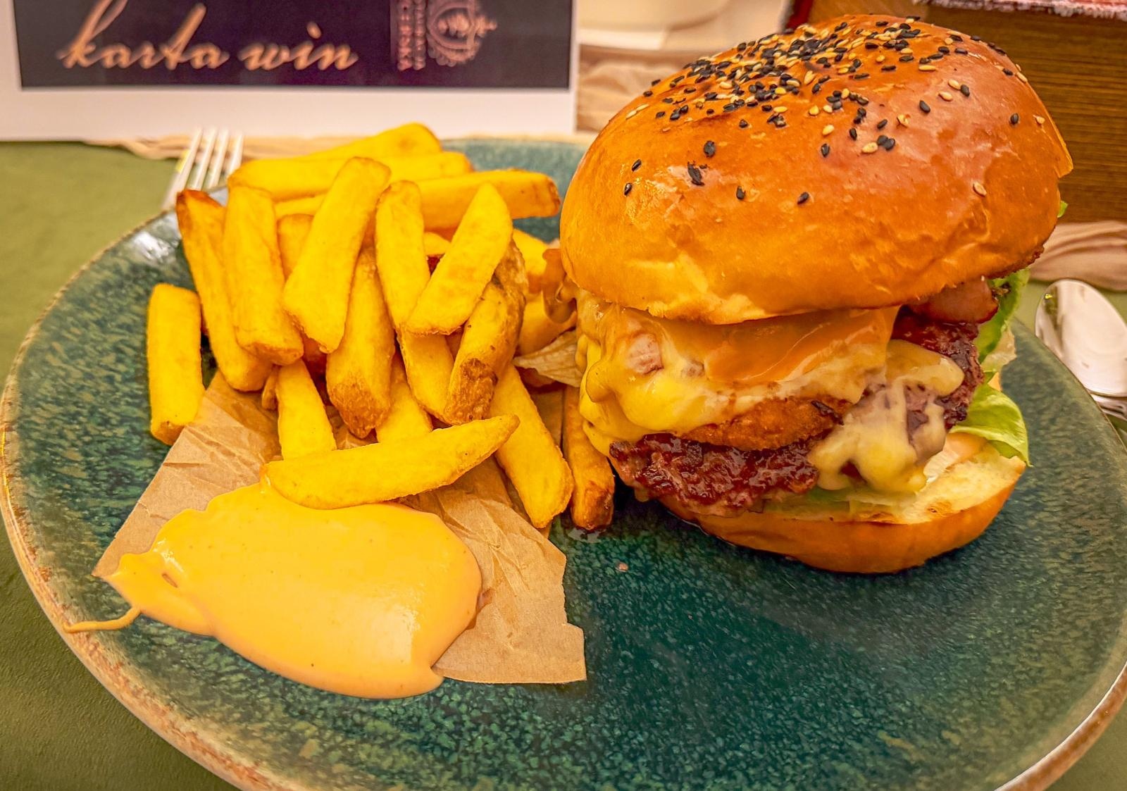 Zdjęcie w galerii na portalu naszraciborz.pl: Nowa restauracja na Zamku Piastowskim. Otwarto lokal Rycerska wiadomości z regionu