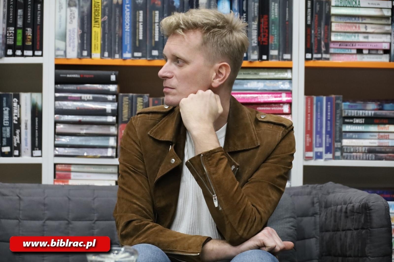 Zdjęcie w galerii na portalu naszraciborz.pl: Duet prawie idealny w bibliotece na Ostrogu wiadomości z regionu