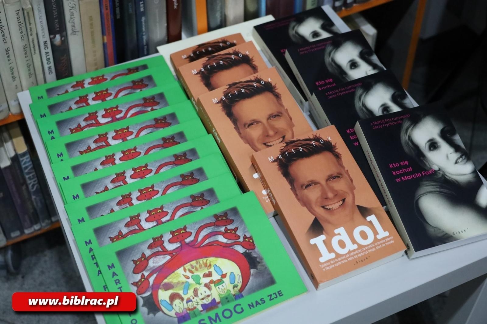 Zdjęcie w galerii na portalu naszraciborz.pl: Duet prawie idealny w bibliotece na Ostrogu wiadomości z regionu