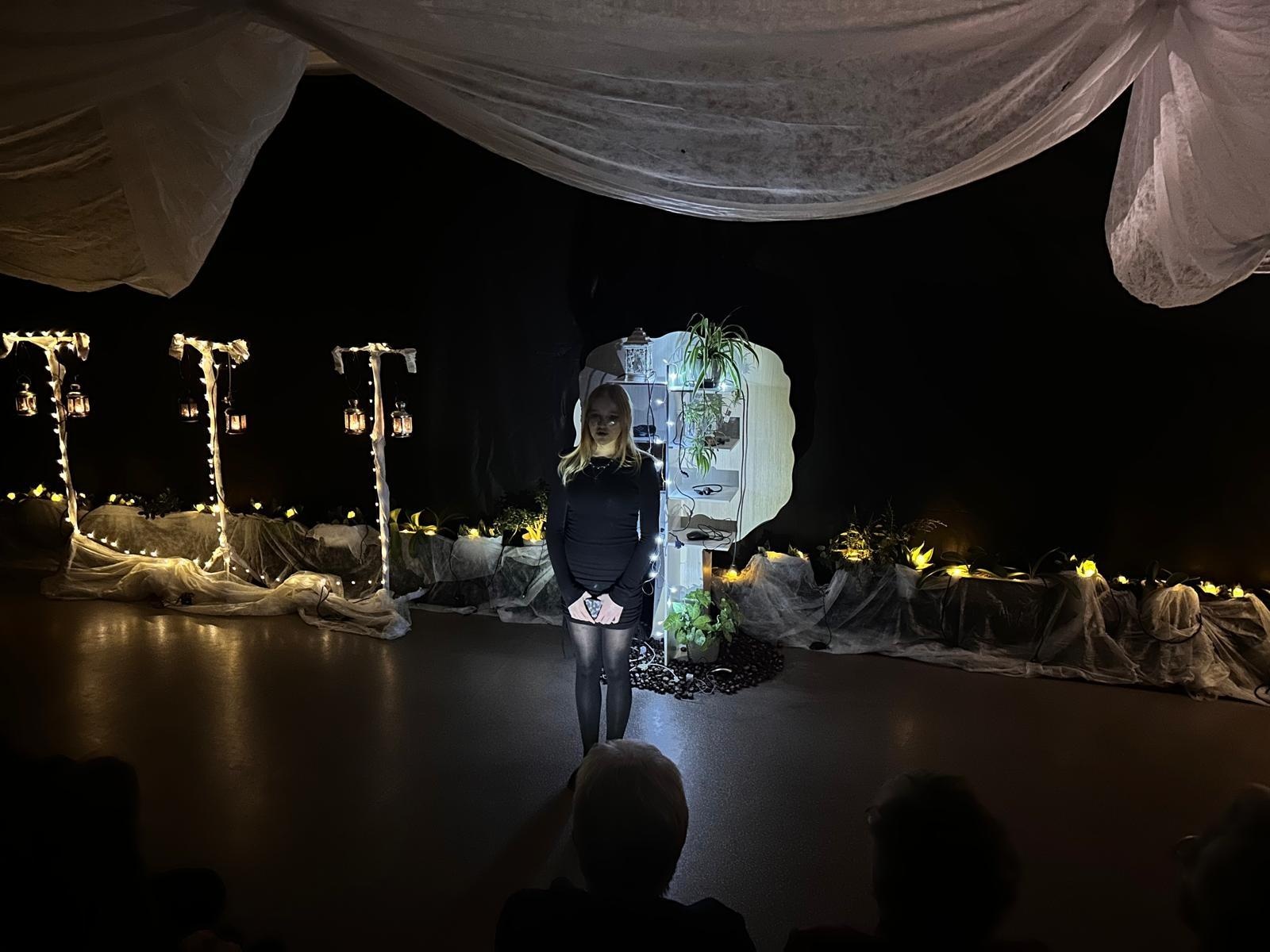 Zdjęcie w galerii na portalu naszraciborz.pl: W SP Krzyżanowice odbył się kolejny Wieczór poezji… wiadomości z regionu