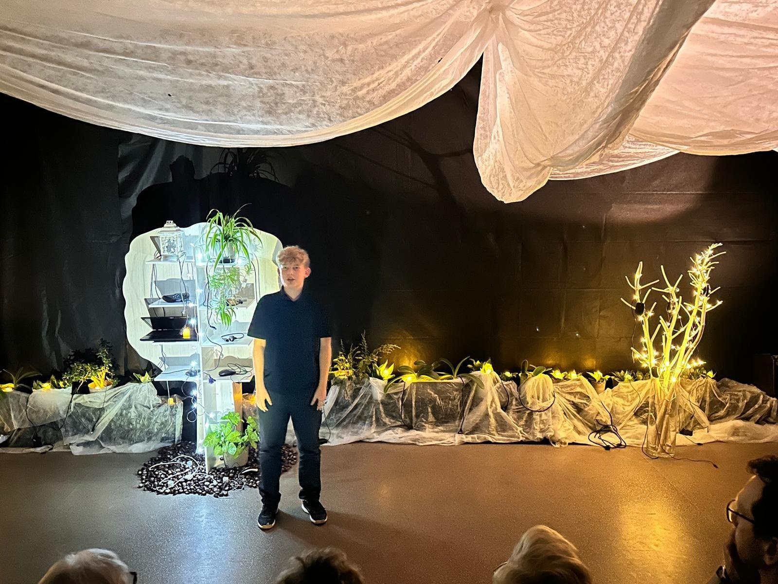 Zdjęcie w galerii na portalu naszraciborz.pl: W SP Krzyżanowice odbył się kolejny Wieczór poezji… wiadomości z regionu