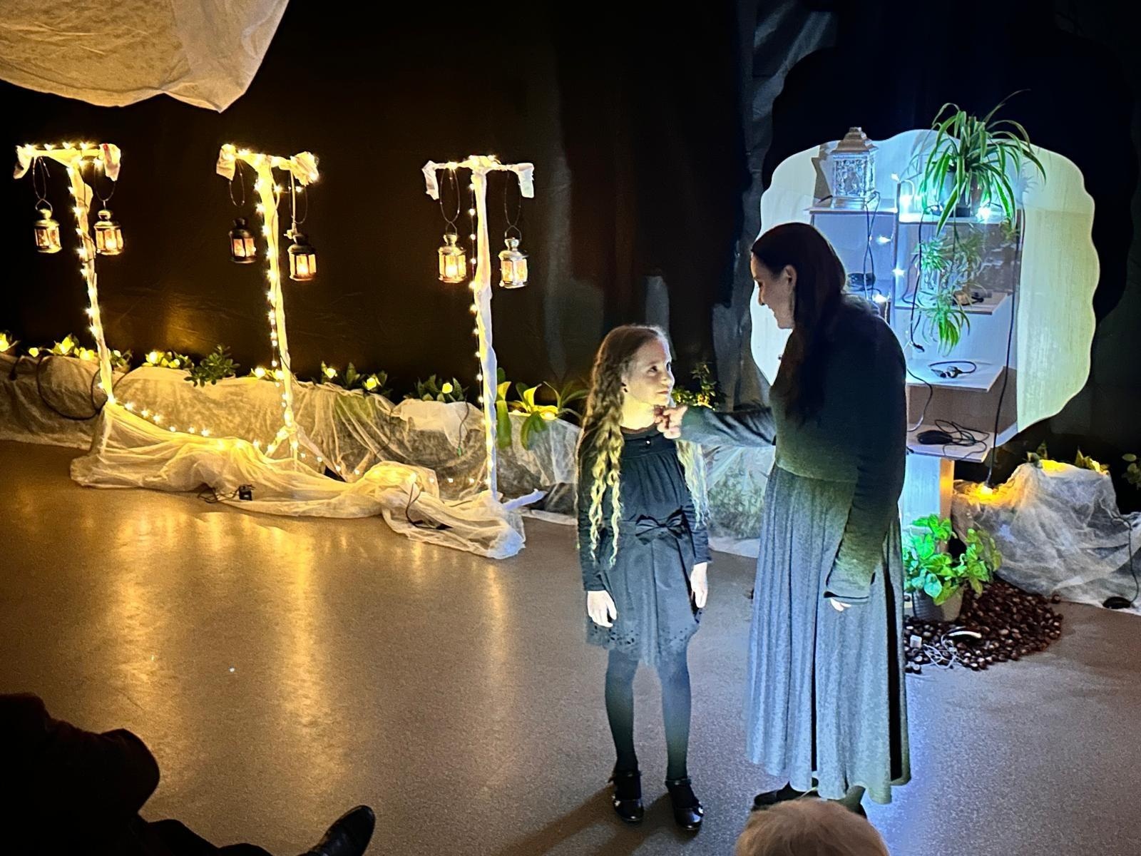 Zdjęcie w galerii na portalu naszraciborz.pl: W SP Krzyżanowice odbył się kolejny Wieczór poezji… wiadomości z regionu