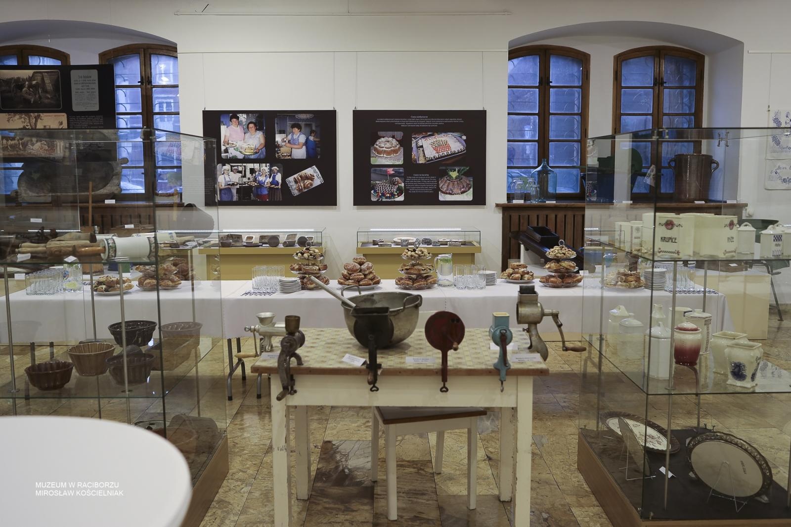 Zdjęcie w galerii na portalu naszraciborz.pl: Tradycja ciągle żywa – obrzędowość doroczna okresu bożonarodzeniowego okolic Raciborza [FOTO] wiadomości z regionu