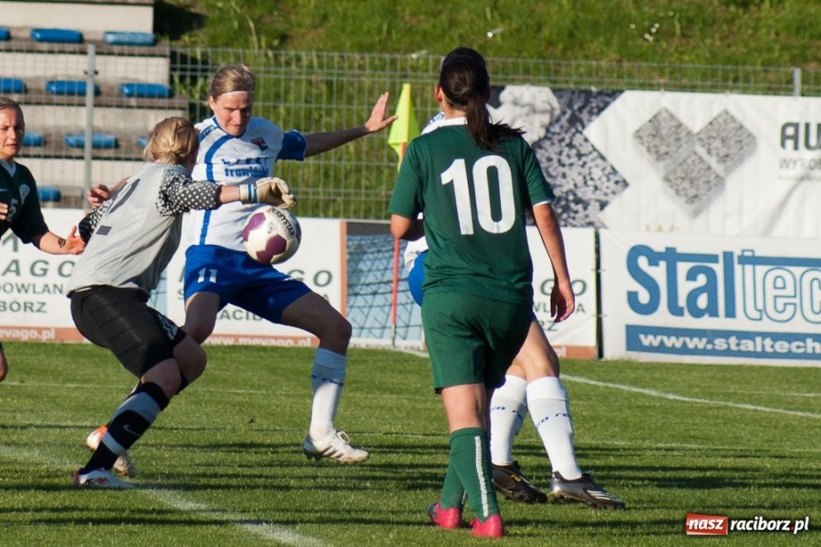 Zdjęcie w galerii na portalu naszraciborz.pl: Unia - Słowenia: rzeź niewiniątek wiadomości z regionu