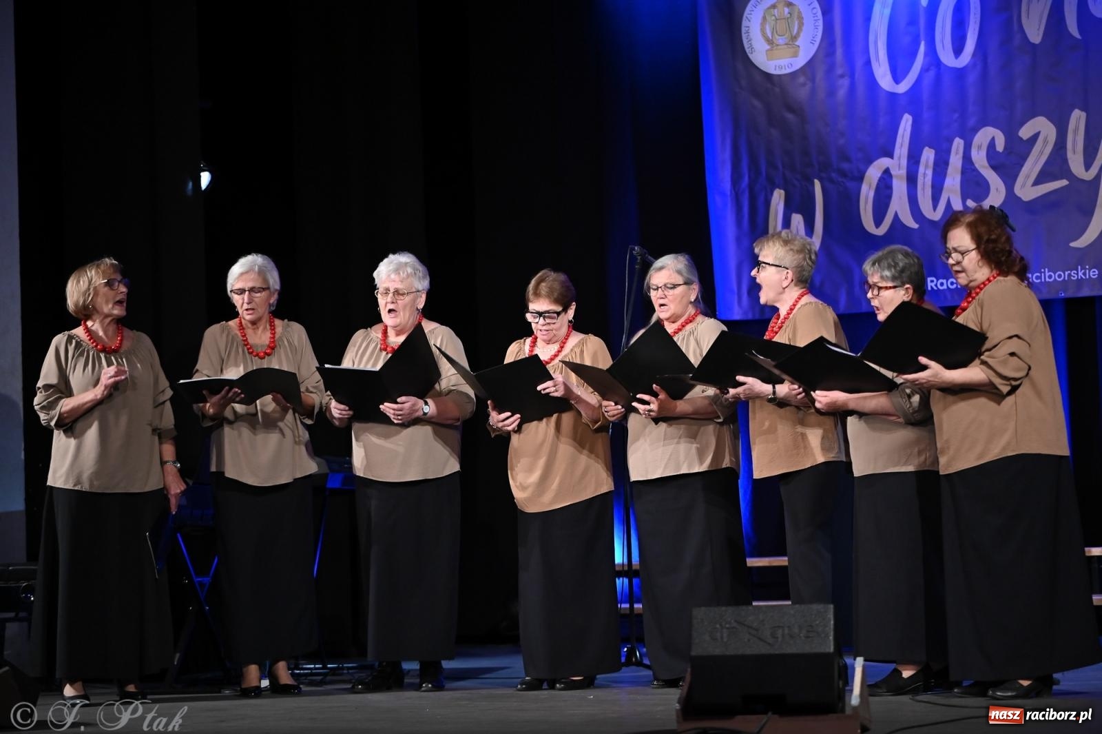 Zdjęcie w galerii na portalu naszraciborz.pl: Co nam w duszy gra – koncert pieśni chóralnej w Strzesze wiadomości z regionu