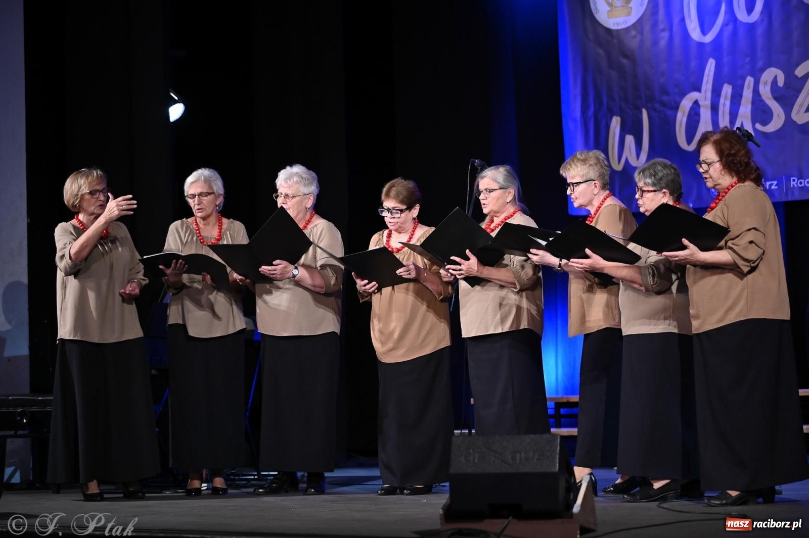Zdjęcie w galerii na portalu naszraciborz.pl: Co nam w duszy gra – koncert pieśni chóralnej w Strzesze wiadomości z regionu