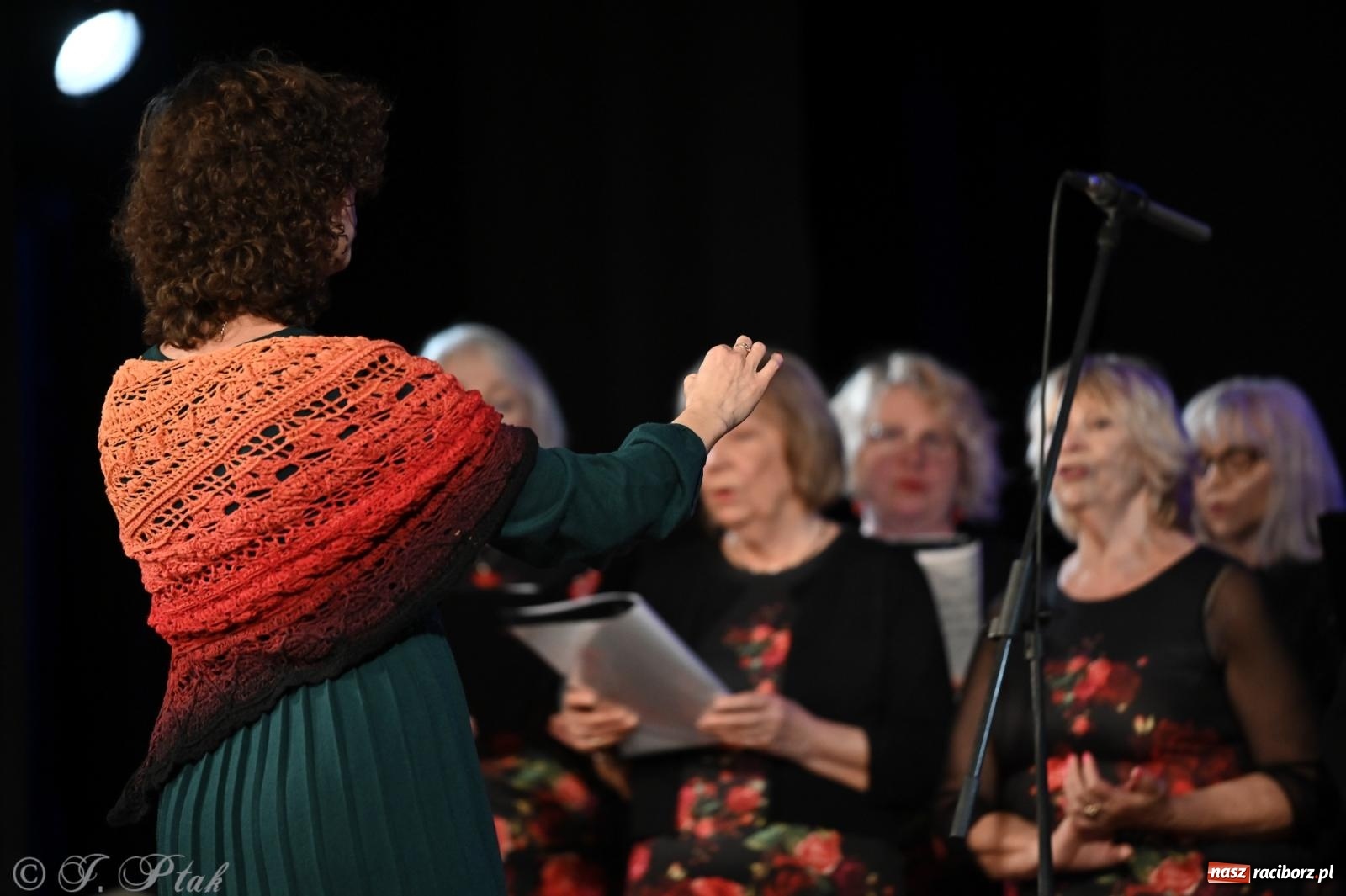 Zdjęcie w galerii na portalu naszraciborz.pl: Co nam w duszy gra – koncert pieśni chóralnej w Strzesze wiadomości z regionu