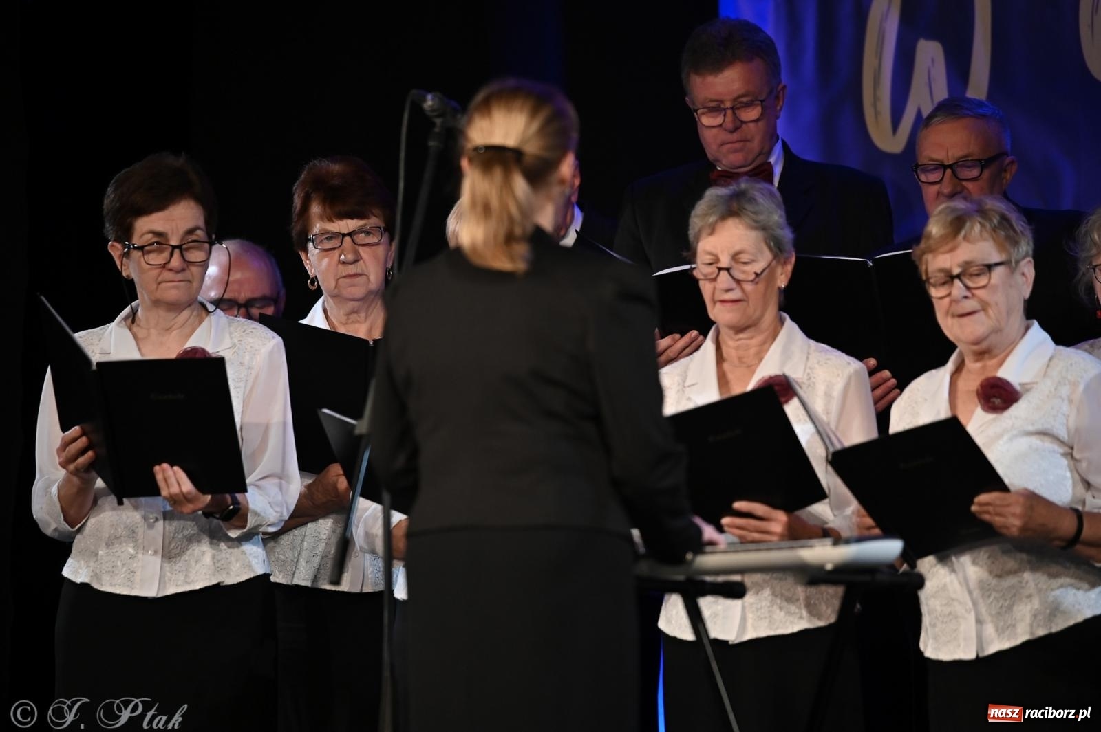 Zdjęcie w galerii na portalu naszraciborz.pl: Co nam w duszy gra – koncert pieśni chóralnej w Strzesze wiadomości z regionu