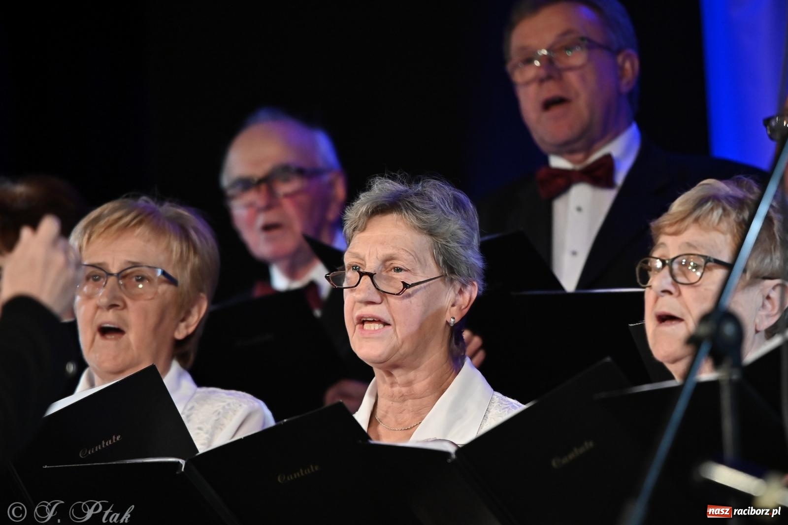 Zdjęcie w galerii na portalu naszraciborz.pl: Co nam w duszy gra – koncert pieśni chóralnej w Strzesze wiadomości z regionu