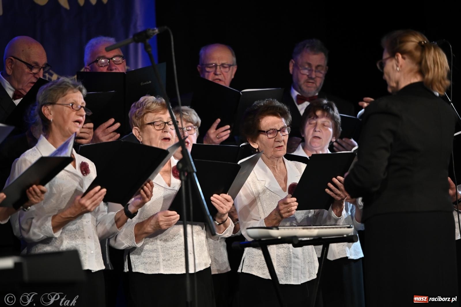 Zdjęcie w galerii na portalu naszraciborz.pl: Co nam w duszy gra – koncert pieśni chóralnej w Strzesze wiadomości z regionu
