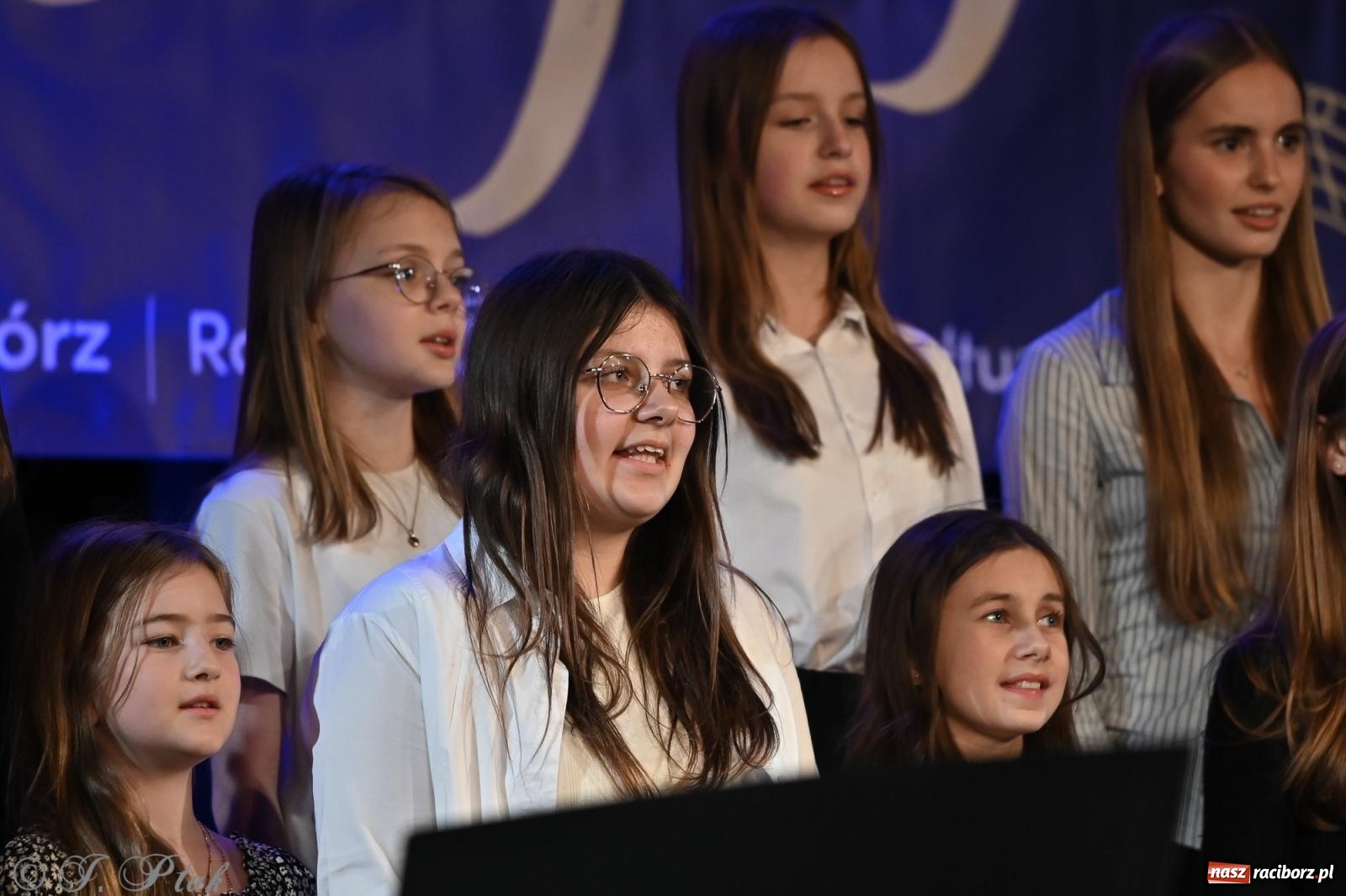 Zdjęcie w galerii na portalu naszraciborz.pl: Co nam w duszy gra – koncert pieśni chóralnej w Strzesze wiadomości z regionu