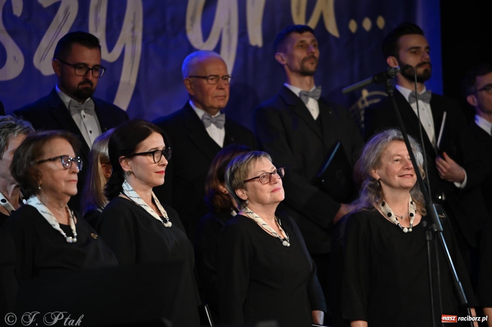 Zdjęcie w galerii na portalu naszraciborz.pl: Co nam w duszy gra – koncert pieśni chóralnej w Strzesze wiadomości z regionu