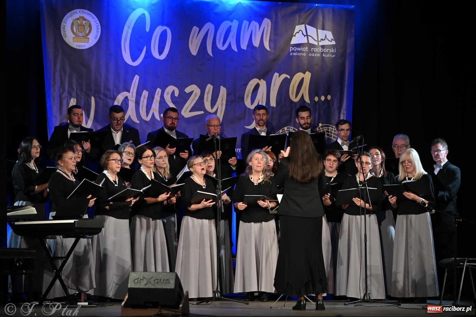 Zdjęcie w galerii na portalu naszraciborz.pl: Co nam w duszy gra – koncert pieśni chóralnej w Strzesze wiadomości z regionu