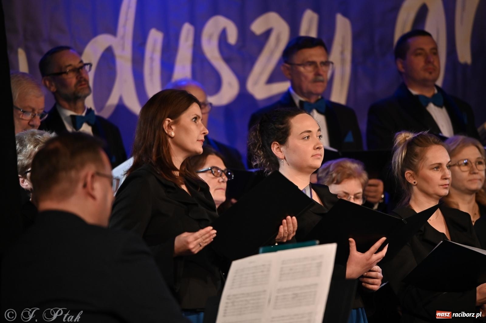 Zdjęcie w galerii na portalu naszraciborz.pl: Co nam w duszy gra – koncert pieśni chóralnej w Strzesze wiadomości z regionu