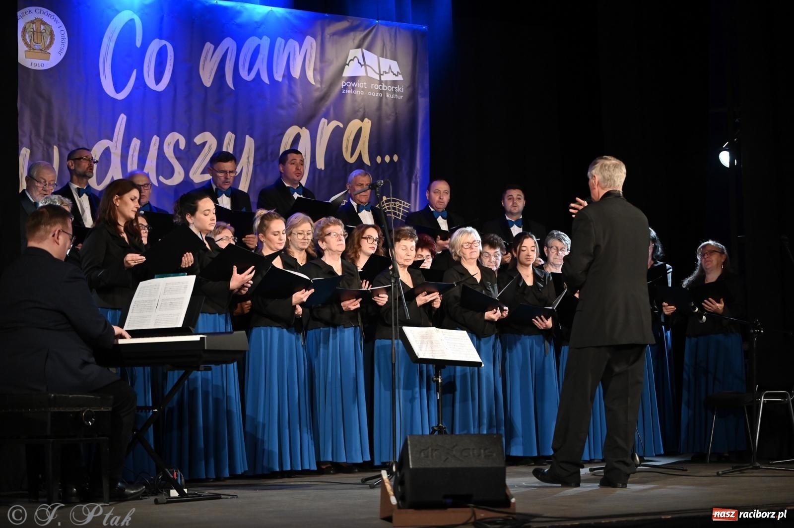 Zdjęcie w galerii na portalu naszraciborz.pl: Co nam w duszy gra – koncert pieśni chóralnej w Strzesze wiadomości z regionu
