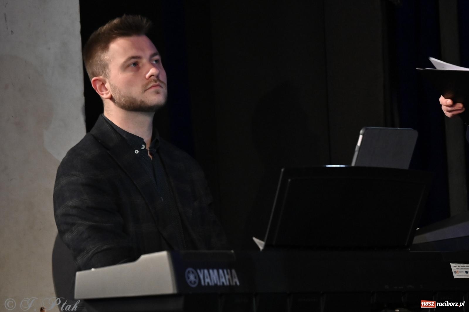 Zdjęcie w galerii na portalu naszraciborz.pl: Co nam w duszy gra – koncert pieśni chóralnej w Strzesze wiadomości z regionu