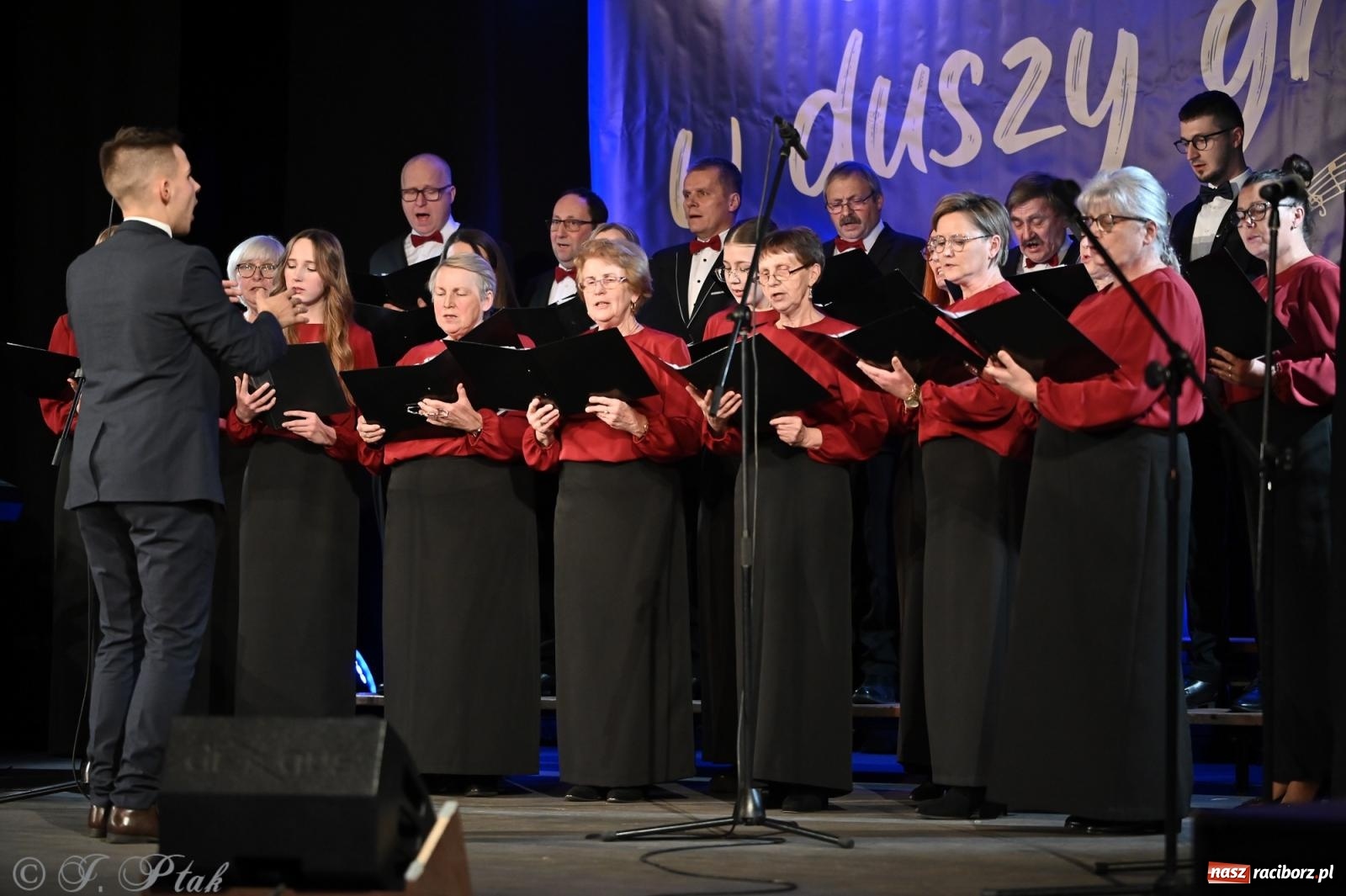 Zdjęcie w galerii na portalu naszraciborz.pl: Co nam w duszy gra – koncert pieśni chóralnej w Strzesze wiadomości z regionu