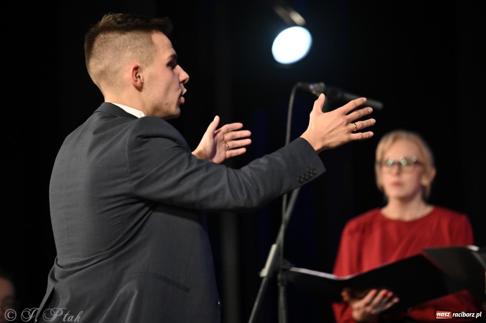 Zdjęcie w galerii na portalu naszraciborz.pl: Co nam w duszy gra – koncert pieśni chóralnej w Strzesze wiadomości z regionu