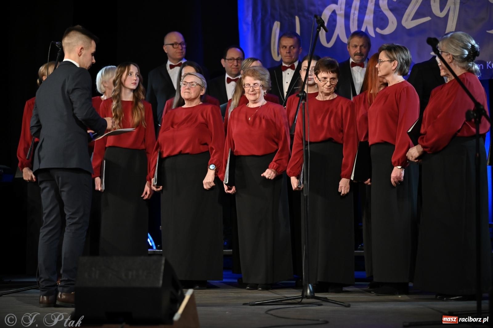 Zdjęcie w galerii na portalu naszraciborz.pl: Co nam w duszy gra – koncert pieśni chóralnej w Strzesze wiadomości z regionu