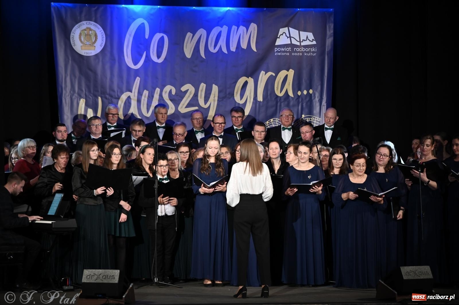 Zdjęcie w galerii na portalu naszraciborz.pl: Co nam w duszy gra – koncert pieśni chóralnej w Strzesze wiadomości z regionu