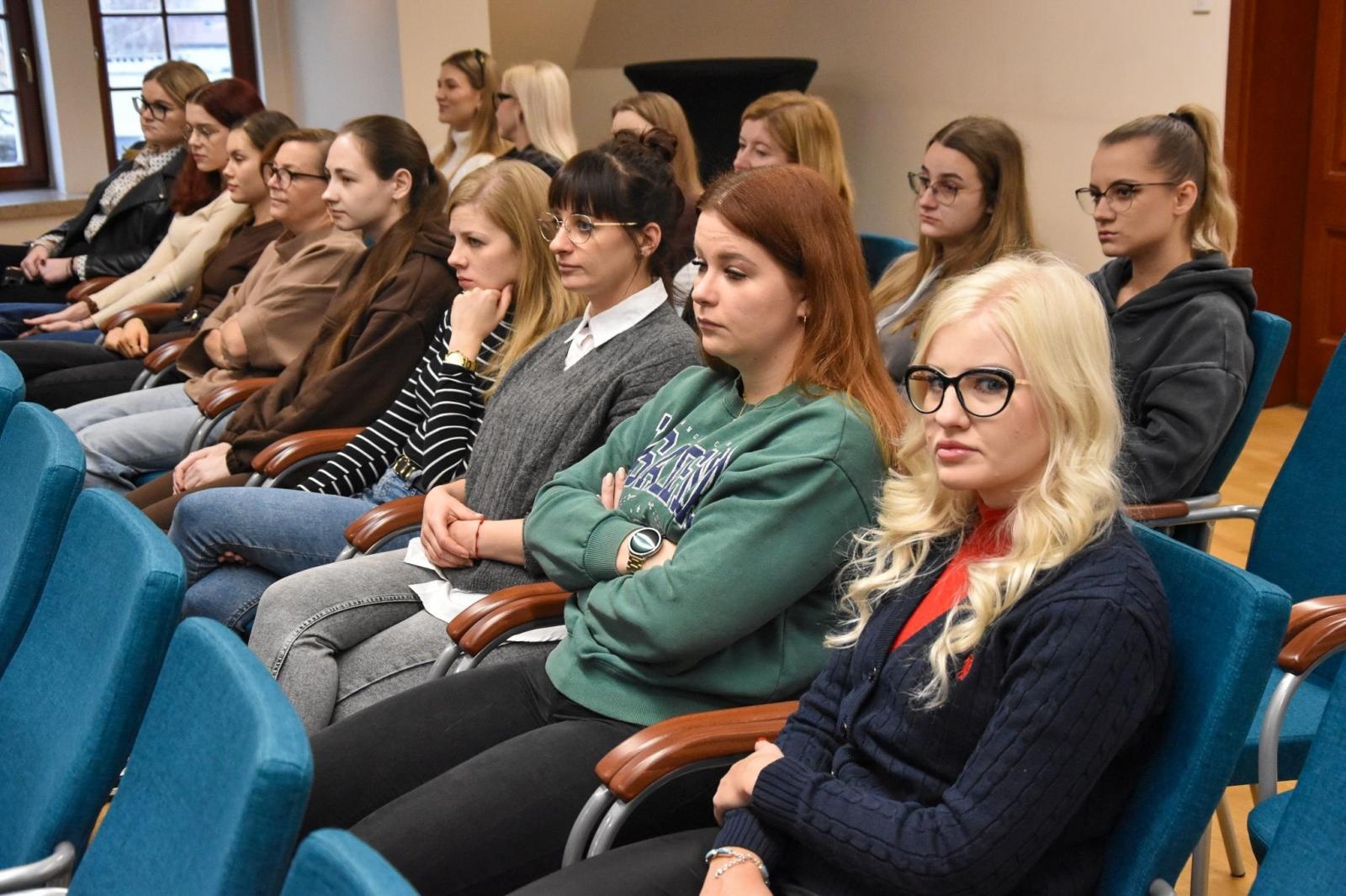 Zdjęcie w galerii na portalu naszraciborz.pl: Dwudniowa konferencja o prawie spadkowym zgromadziła ekspertów w Raciborzu wiadomości z regionu