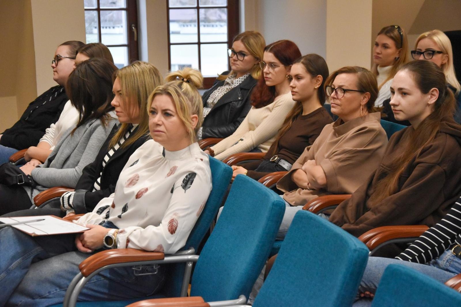 Zdjęcie w galerii na portalu naszraciborz.pl: Dwudniowa konferencja o prawie spadkowym zgromadziła ekspertów w Raciborzu wiadomości z regionu