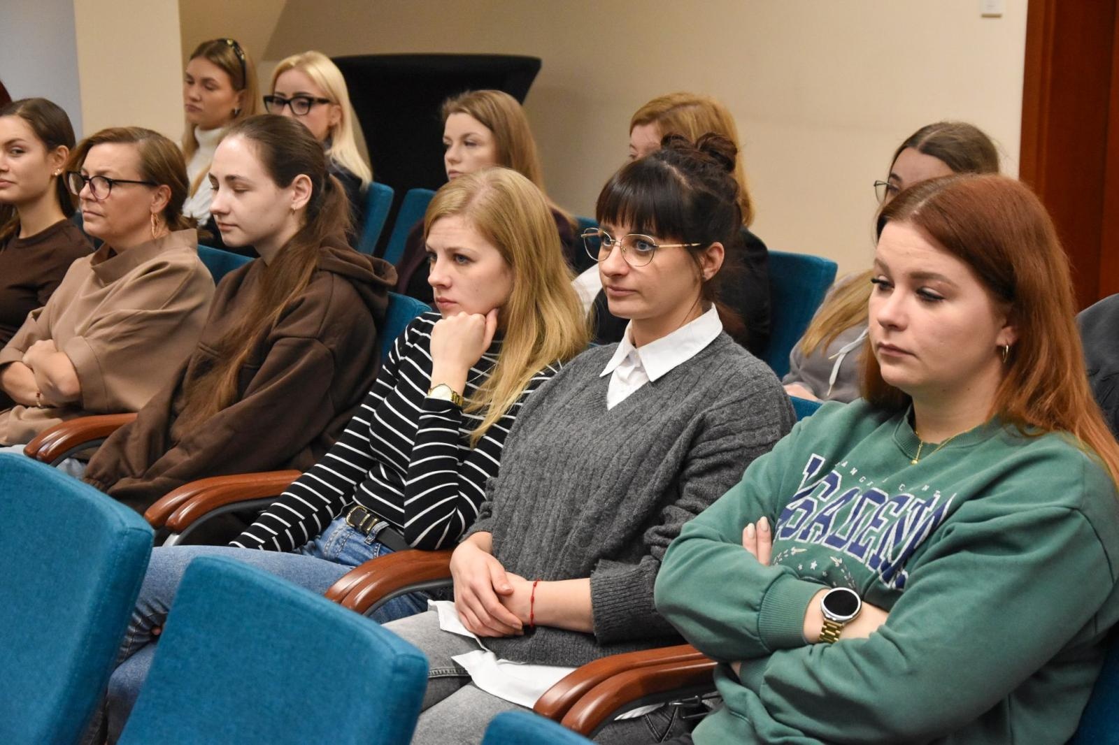 Zdjęcie w galerii na portalu naszraciborz.pl: Dwudniowa konferencja o prawie spadkowym zgromadziła ekspertów w Raciborzu wiadomości z regionu