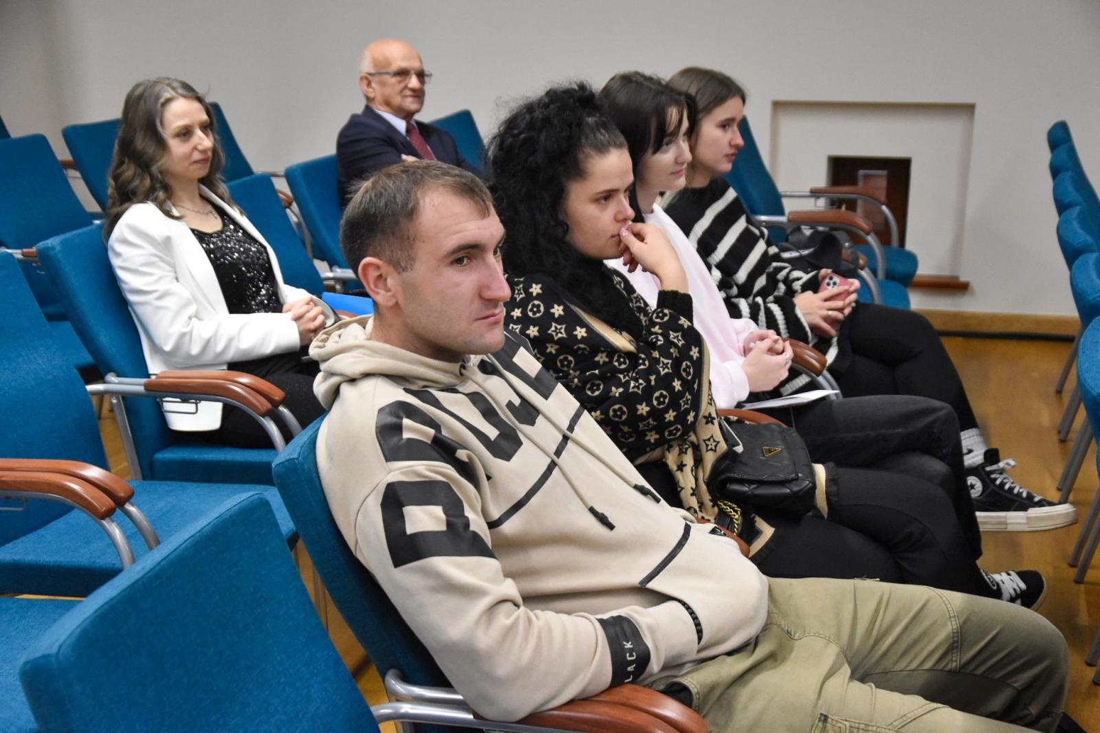 Zdjęcie w galerii na portalu naszraciborz.pl: Dwudniowa konferencja o prawie spadkowym zgromadziła ekspertów w Raciborzu wiadomości z regionu