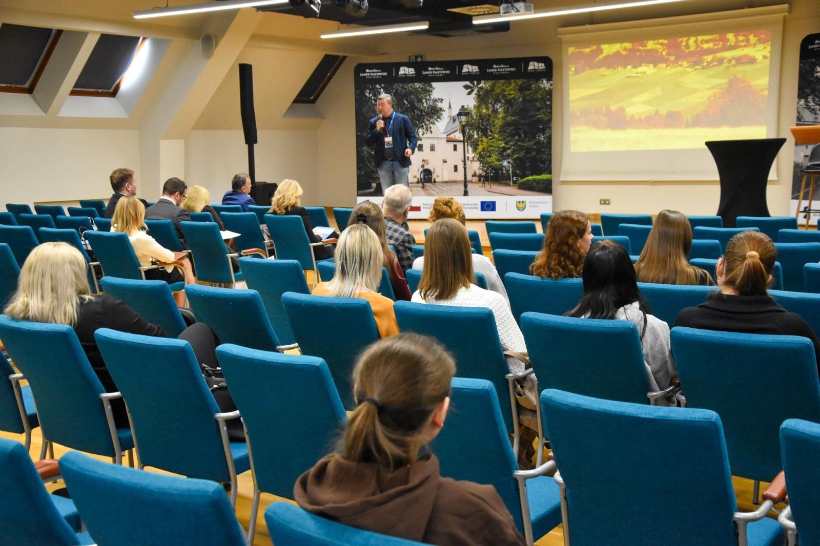 Zdjęcie w galerii na portalu naszraciborz.pl: Dwudniowa konferencja o prawie spadkowym zgromadziła ekspertów w Raciborzu wiadomości z regionu