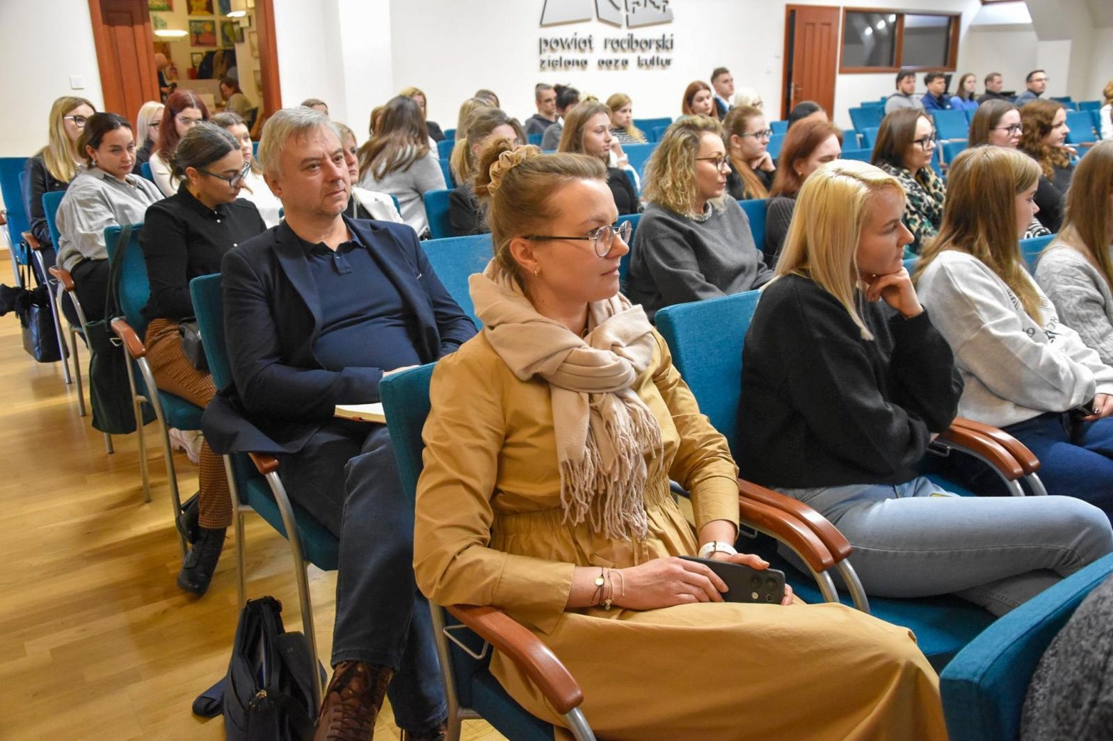 Zdjęcie w galerii na portalu naszraciborz.pl: Dwudniowa konferencja o prawie spadkowym zgromadziła ekspertów w Raciborzu wiadomości z regionu