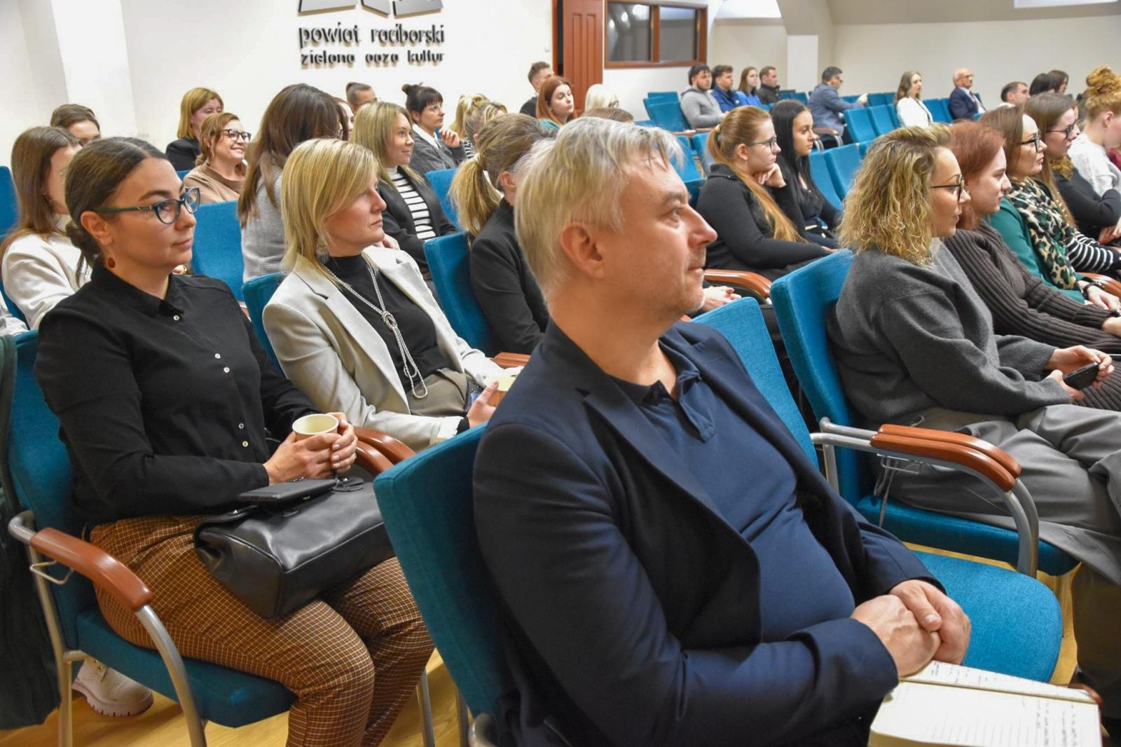 Zdjęcie w galerii na portalu naszraciborz.pl: Dwudniowa konferencja o prawie spadkowym zgromadziła ekspertów w Raciborzu wiadomości z regionu