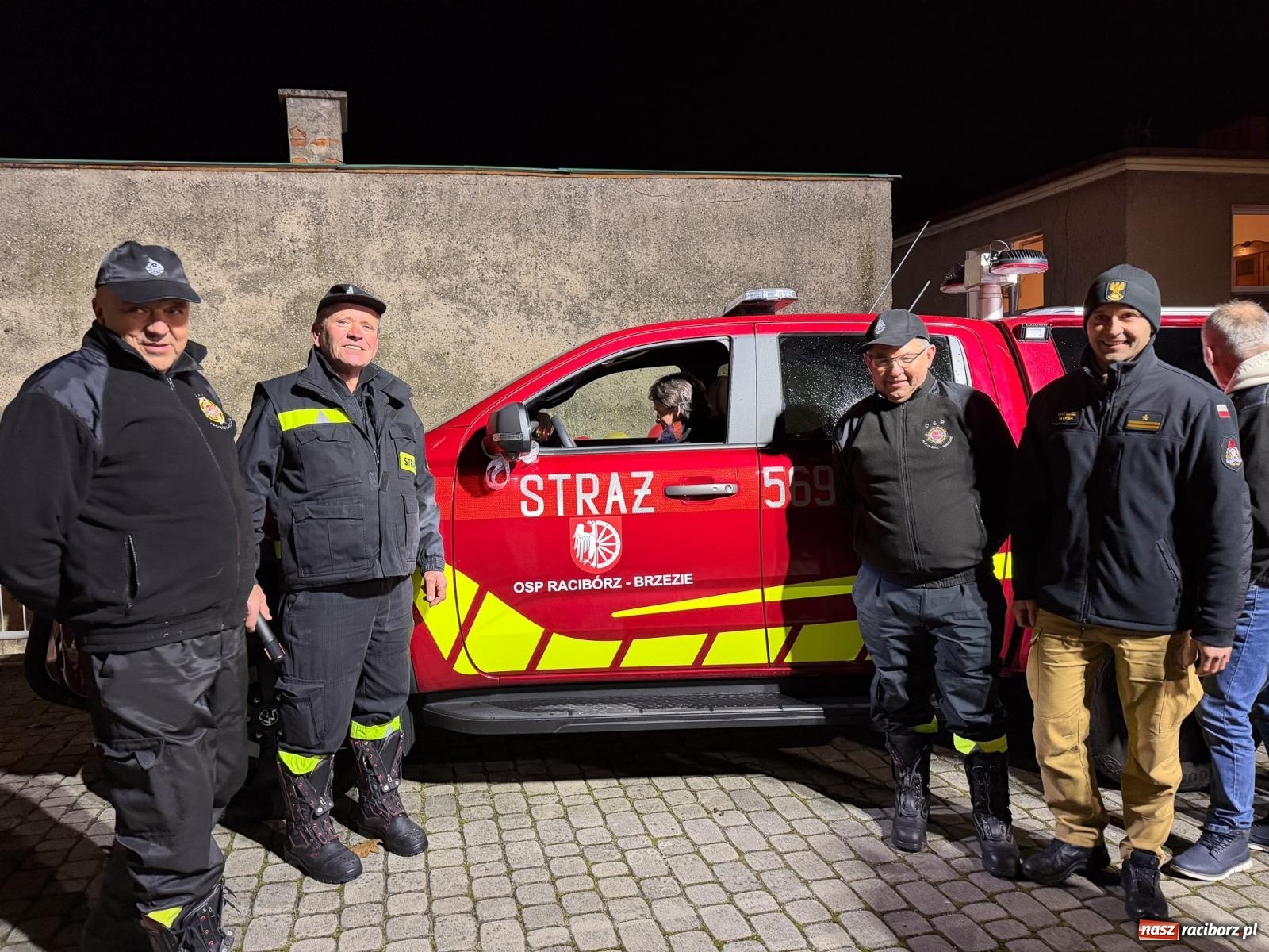 Zdjęcie w galerii na portalu naszraciborz.pl: Lekki samochód ratowniczo-rozpoznawczy zasilił flotę OSP Racibórz Brzezie wiadomości z regionu